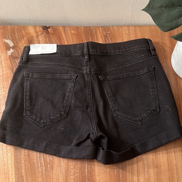 Loft black stretchy rolled denim shorts with buttons - Picture 2 of 6